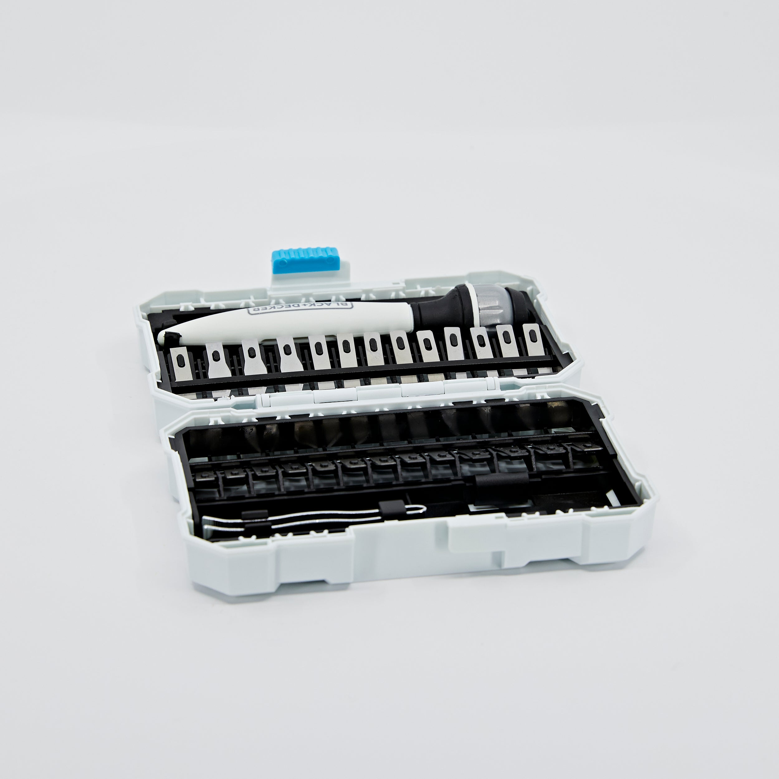 Craft Hobby Knife Kit with 26 Assorted Blades and Cutting Mat - Image 11